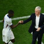 „Úspech pre Francúzsko“ - Didier Deschamps pripomína Ousmane Dembélé Ballon D'Or Win