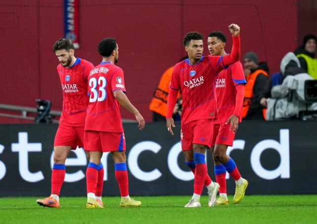 3 body, ktoré sme objavili, keď si PSG udržiava vynikajúci dokument Organizácie šampiónov, ktorý sa drží hanby Bayer Leverkusen 

