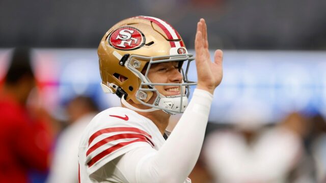 49ers sa drží v OT na vedenie baranov 

