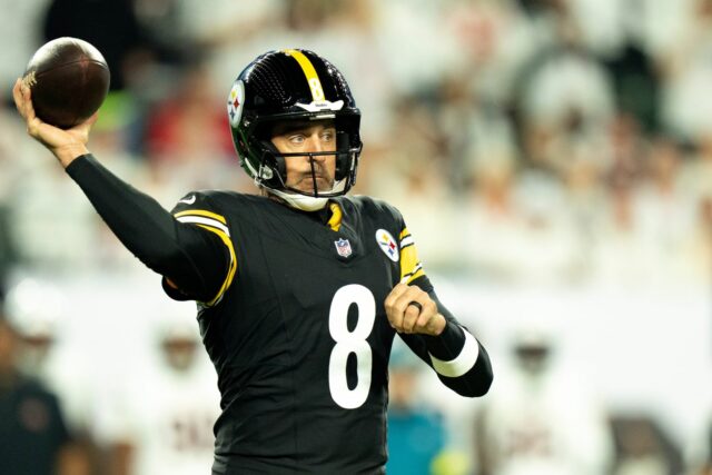8. týždeň SNF Steelers vs. Packers Začať úspech 'Em Sit logo pochodového šialenstva