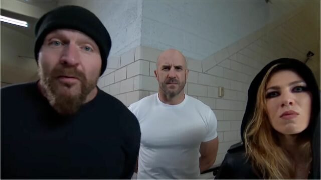 AEW posiela správu po tom, čo viacnásobný šampión išiel do AEW posiela správu po tom, čo viacnásobný šampión išiel do vojny s Death Riders