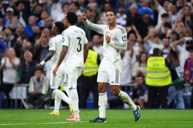 Ako má Real Madrid v úmysle použiť dvoch hráčov, aby Ako má Real Madrid v úmysle použiť dvoch hráčov, aby porazil Barcelonu k vedúcemu prestupovému cieľu