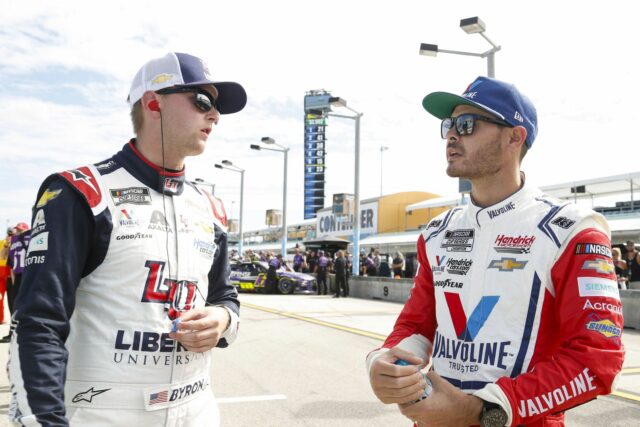 Ako sa Kyle Larson a Talladega nádeje Williama Byrona prehnali v poslednom kole 

