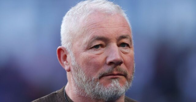 Ally McCoist v Rangers poškodzuje faktor a prepúšťa celebrity nové Ally McCoist v Rangers poškodzuje faktor a prepúšťa celebrity nové varovanie|Futbal|Športová aktivita