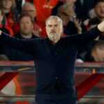 Ange posecoglou zosmiešňoval tvrdým „vyhodeným v skorých ranných“ zaklínadlách jeho vlastných nasledovníkov, keďže Nottingham Woodland zážitok 100-ročný znížil
