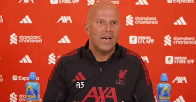 Arne Port pred problémovým súbojom s Guyom Utd v Liverpoole Hlavný tréner Liverpoolu Arne Slot hovorí na svojej dnešnej dopoludňajšej tlačovej konferencii, aby predstavil víkendový veľký zápas proti Manchestru United
