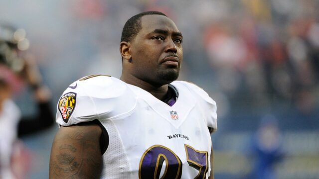 Arthur Jones, Bro z Jon a Chandler Jones, mŕtvy v 39 rokoch 

