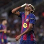 Návrat Barcelony do tábora Nou bol opäť oneskorený, pretože hľadajú príslušné licencie