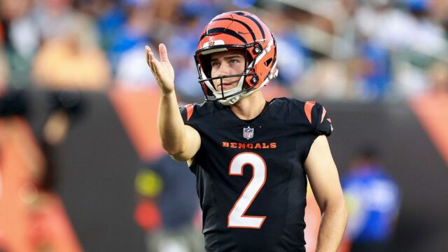 Bengals Twist McPherson Strikes 67-yard košík, ale časový limit ho rozpadne 


