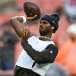 Browns' Shedeur Sanders neaktívny; Bailey Zappe QB2 vs. Patriots