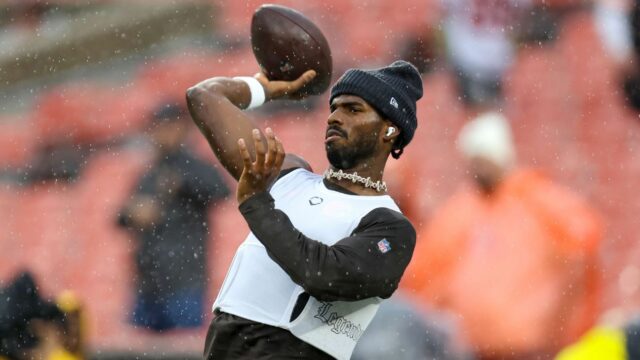 Browns' Shedeur Sanders neaktívny; Bailey Zappe QB2 vs. Patriots Browns' Shedeur Sanders neaktívny; Bailey Zappe QB2 vs. Patriots