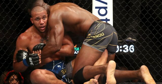 Bude 'nováčik' BJJ Ciryl Gane jeho neúspechom na UFC 321? Bude 'nováčik' BJJ Ciryl Gane jeho neúspechom na UFC 321?