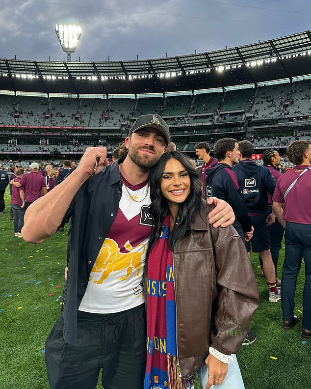 Bývalá celebrita Brisbane Lions má zákaz hrať futbal po dobu Bývalý hráč Brisbane Lions Rhys Mathieson dostal údajne zákaz hrať futbal na nasledujúce tri roky po údajnom porušení antidopingových pravidiel.