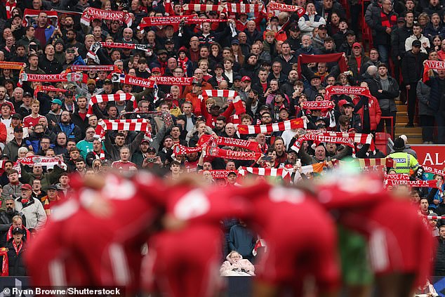Bývalí zamestnanci Liverpoolu sú na začiatku súdneho procesu obvinení z Bývalí zamestnanci Liverpoolu boli obvinení z účasti na podvodnej schéme vstupeniek