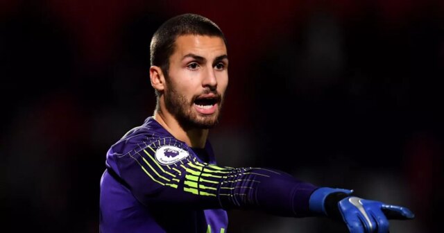 Bývalý hráč Tottenhamu skončil s futbalom vo veku 26 rokov Alfie Whiteman