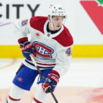 Canadiens GM Kent Hughes, kapitán Nick Suzuki, aby ich nápady uznali na rozšírení dohody Lane Hutsonovej dohody o 70,8 milióna dolárov