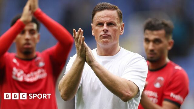 Richie Wellens applauds 