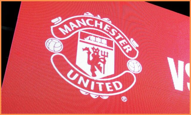 Celebrita Guy United Fernandes si overila, že partner ho prinútil Celebrita Guy United Fernandes si overila, že partner ho prinútil zostať v klube