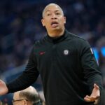 Správa tvrdí, že hlavný tréner LA Clippers Tyronn Lue sa zúčastnil mafiou vedenej zmanipulovanej pokerovej hry