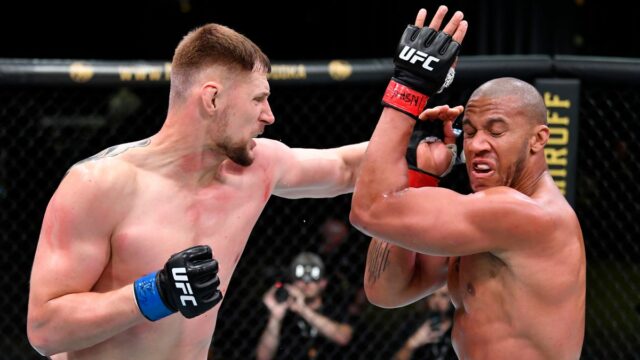 Ciryl Gane vs Alexander Volkov 

