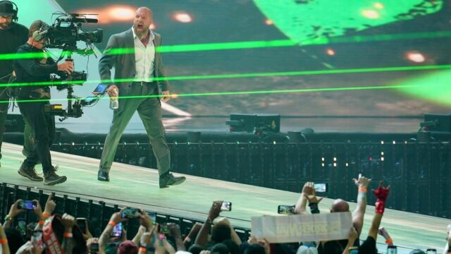 Člen Siene slávy WWE vysvetľuje najväčšie problémy, ktorým Threeway H čelí s rezerváciou (Unikátne) 

