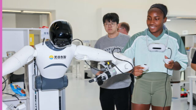 Coco Gauff s robotom