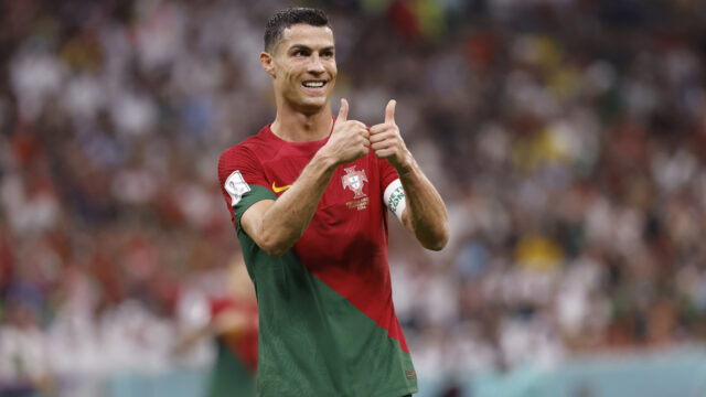 Cristiano Ronaldo prelomí ďalší dokument v dôsledku programu, ktorý robí: Portugalská celebrita robí Globe hrnček kvalifikačným pozadím 

