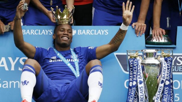 Didier Drogba si vyberá hráča Chelsea, ktorý mu pozoruhodne radí jeho herný dizajn 

