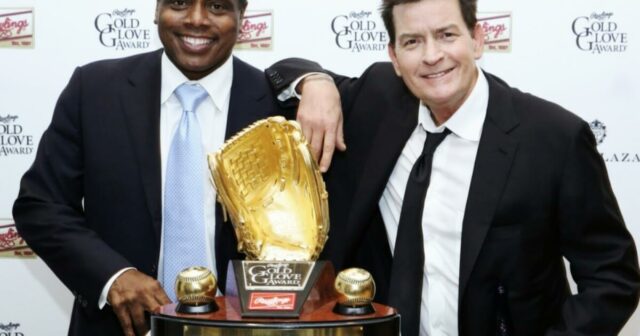 Dlhotrvajúci kamarát Charlieho Shinea Tony Todd mu pomohol zachrániť ho pred chaosom 

