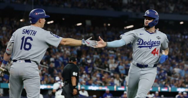 Dodgers zvažujú premiestnenie Andyho Pagesa z plánu hry Globe Collection Dodgers zvažujú premiestnenie Andyho Pagesa z plánu hry Globe Collection 3