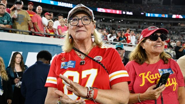 Donna Kelce odhaľuje pomoc Taylor Swift v celej videohre šéfov 

