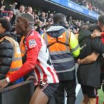 Duo Chelsea kritizovalo vyhovenie neskorému víťazstvu Sunderlandu, ako zdôraznil problém Enza Marescu