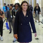 Alexandria Ocasio-Cortezová uviedla, že republikáni sa zamerali na „neistých“ mladých amerických mužov