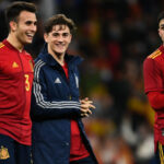 Eric Garcia sa rozhodol pre novú zmluvu s Barcelonou po záujme Tottenhamu a Chelsea