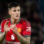 MANCHESTER, ANGLICKO – 25. OKTÓBRA: Benjamin Sesko z Manchestru United reaguje počas zápasu Premier League medzi Manchestrom United a Brighton & Hove Albion na Old Trafford 25. októbra 2025 v Manchestri v Anglicku. (Foto: Ash Donelon/Manchester United cez Getty Images)