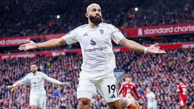 Ex-PGMOL poskytuje posúdenie cieľa Mbeumo pre Guy Utd po zranení hlavy Maca Allistera 

