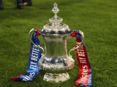 Žreb druhého kola FA Cupu NAŽIVO, keď tímy EFL a neligové tímy objavia súperov FA hrnček predbežné kreslenie živých aktualizácií - televízna sieť, čísla gule a informácie o komponentoch