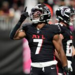 Falcons hviezda Bijan Robinson, ktorý robí efekt v minulosti futbalová oblasť