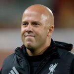 Fanúšikovia Liverpoolu sa vztekujú „v súčasnosti sme sa zbavili“, pretože Arne Port pomenoval zvláštnu skupinu Carabao Mug