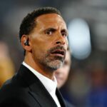 Ferdinand udrel Carraghera za „neúctu“ k mužskej celebrite z Utd, ktorá ho otestovala ako nesprávne s výrazným oživením