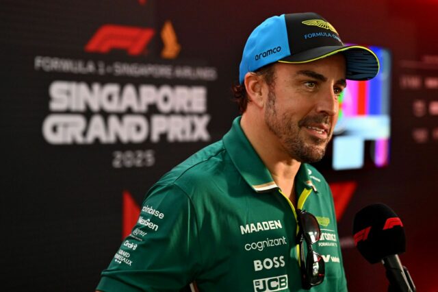 Fernando Alonso krupobitie „Najlepší piatok“ ako Aston Martin vzrušuje v rukách Španiela 

