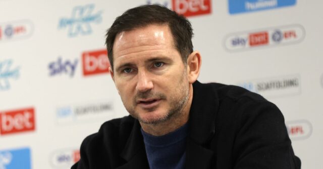 Frank Lampard priznáva povinnosť tímu WhatsApp v Coventry City ako Frank Lampard hovorí počas tlačovej konferencie