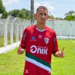 Futbalista, 20, zomrel po fanatickom motocyklovom nešťastí ako klubový problém srdcervúce vyhlásenie