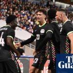 Futbalové jazdecké vlna energie v smere ešte dobrého kreslenia hrnčeka Globe | Austrália