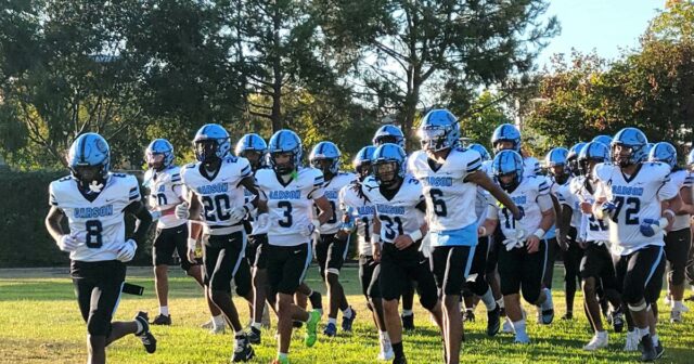 Futbalové pozície stredných škôl v meste Los Angeles Times Futbalové pozície stredných škôl v meste Los Angeles Times