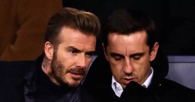 Gary Neville a David Beckham sa zúčastňujú 