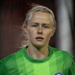 Hannah Hampton príde o zápas Anglicka proti Brazílii so zranením lakťového kĺbu