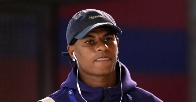 Hansi Flick ponúka „unavený“ rozsudok Marcus Rashford Barcelona po správe Obrázok