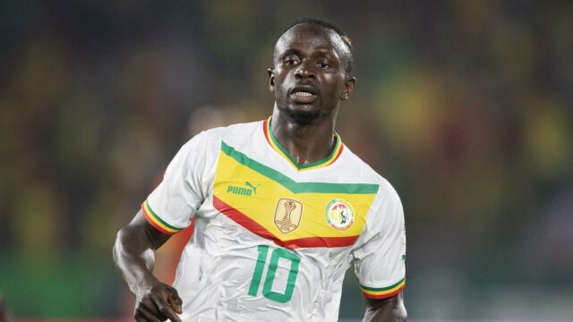 Hrnček FIFA Globe 2026 Kvalifikácie: Cream Color Coastline, Senegal Side podrobnejšie pre plánovanie lôžok WC 

