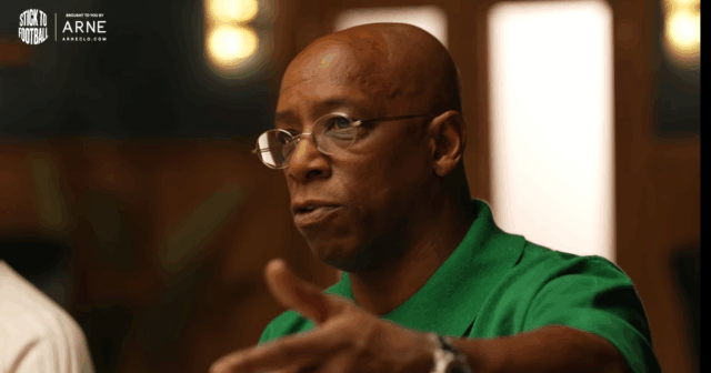 Bývalý útočník Arsenalu Ian Wright v posledných týždňoch odpálil výkony Liverpoolu.